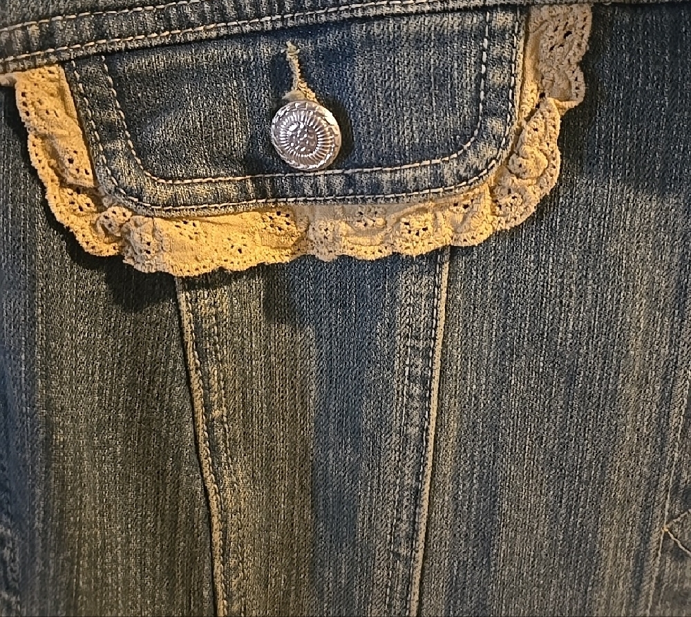AMI Women's Denim Jacket with Cream Accents - Picture 2 of 5